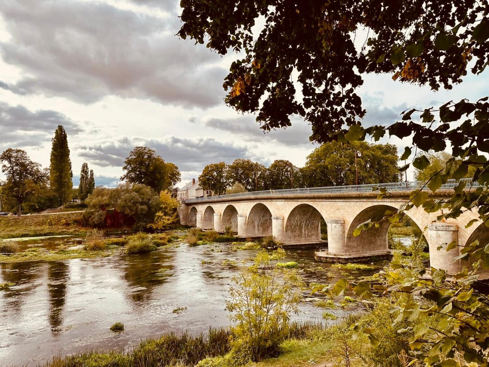 L'Escale En Amerique - Home Homy Saint-Florent-sur-Cher ภายนอก รูปภาพ